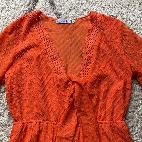 ✨Orange Romper✨ - Picture 3 of 9